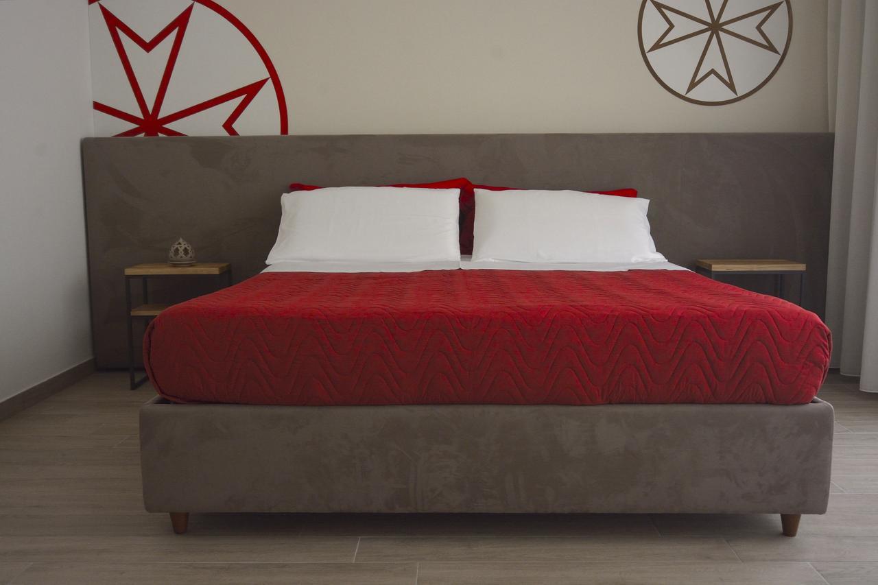 Bed and Breakfast Il Rifugio Dei Templari Лечче Экстерьер фото