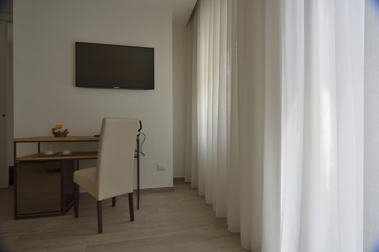 Bed and Breakfast Il Rifugio Dei Templari Лечче Экстерьер фото